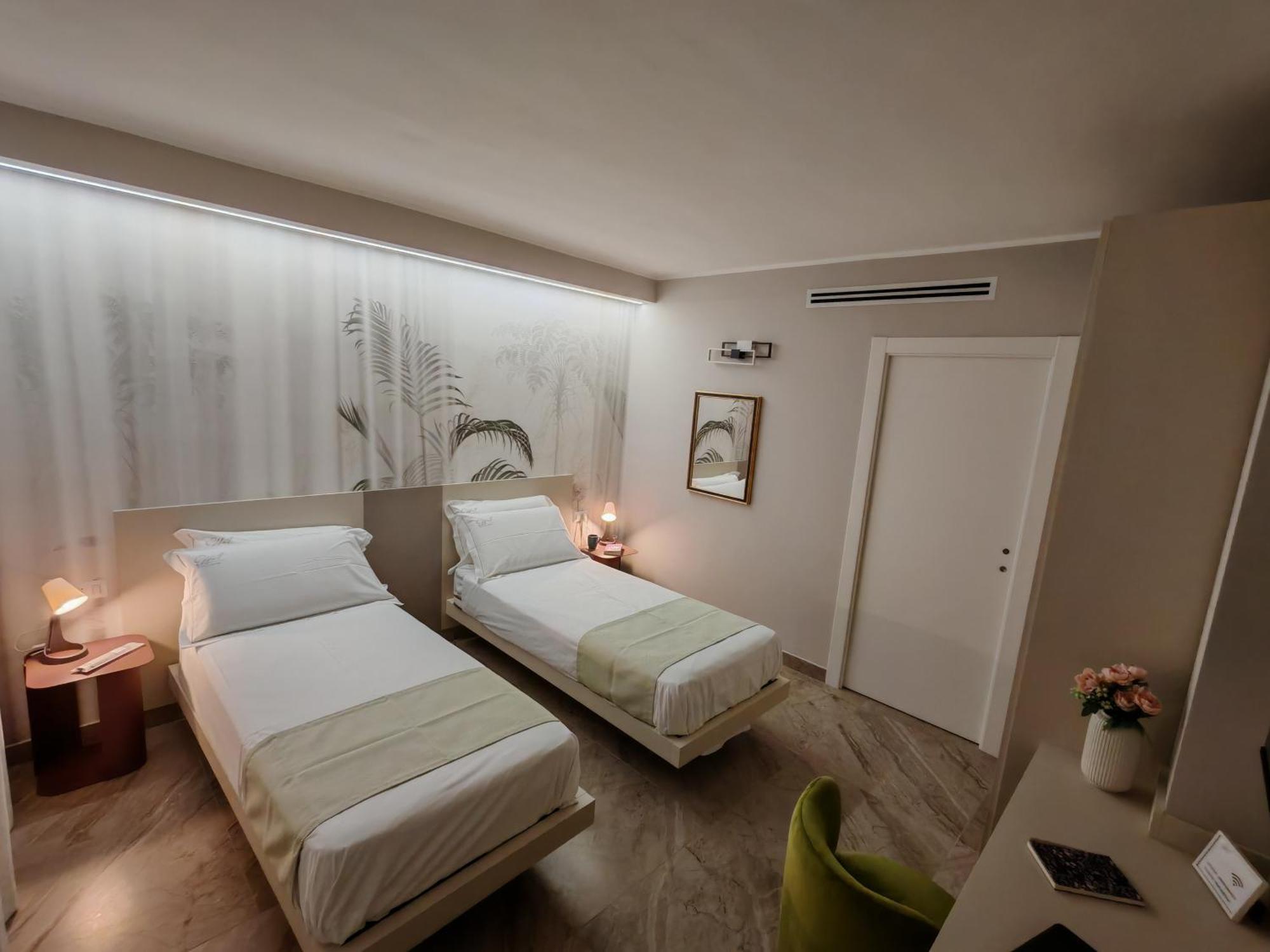 Effe4 Lovely Room Bari Habitación foto